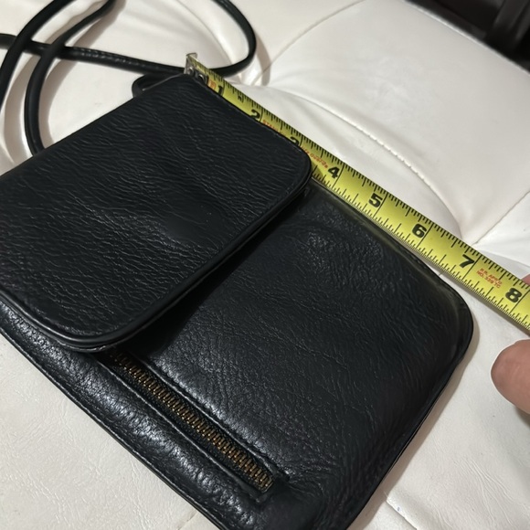 Leather Nine West-Crossbody-Black-6x8 Envelope Style-Flap Closure - Picture 13 of 16